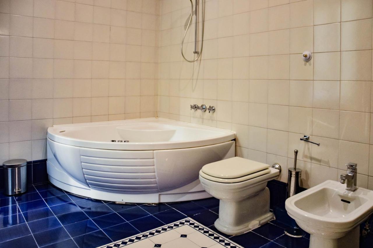 Bed and Breakfast I Tetti Napoli Экстерьер фото